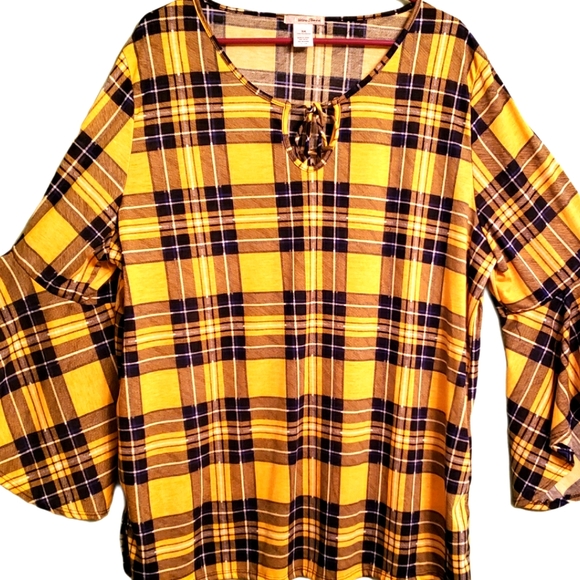 Tops - Uetra Teeze women's plus size 3X yellow/black keyhole neckline blouse. 631
